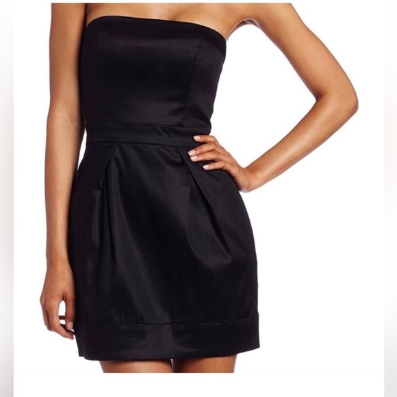 French Connection Dresses & Skirts - French Connection mini dress